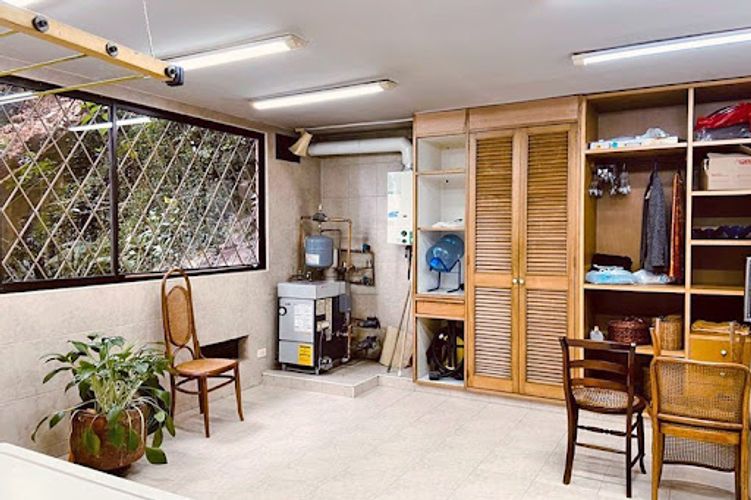 Apartamento de 2 alcobas en venta en Los Rosales, Bogotá, 304 m² · foto 20 de 22