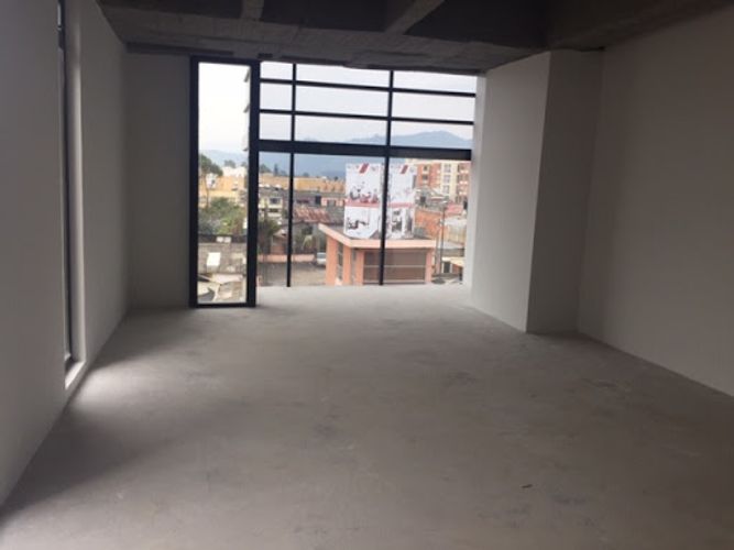 Oficina en venta en Centro, Cajicá, 91 m² · foto 4 de 8