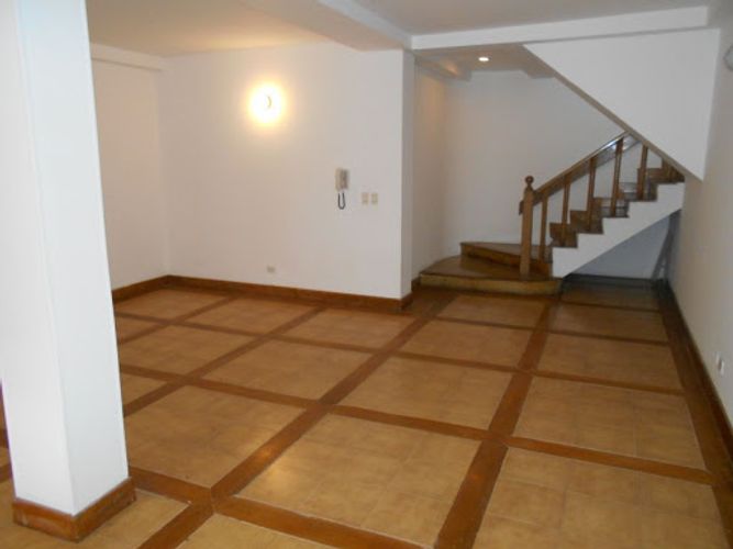 Casa en venta en Cerros De Suba, Bogotá · foto 2 de 8