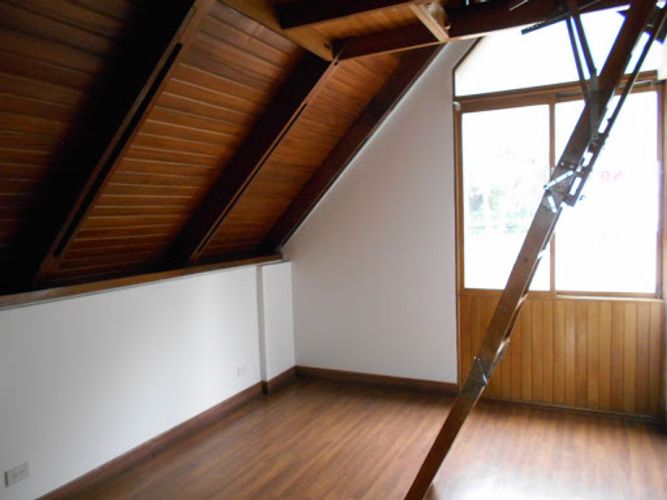 Casa en venta en Cerros De Suba, Bogotá · foto 4 de 8