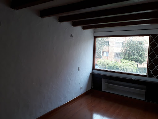 Casa en venta en Colina Campestre, Bogotá · foto 8 de 23