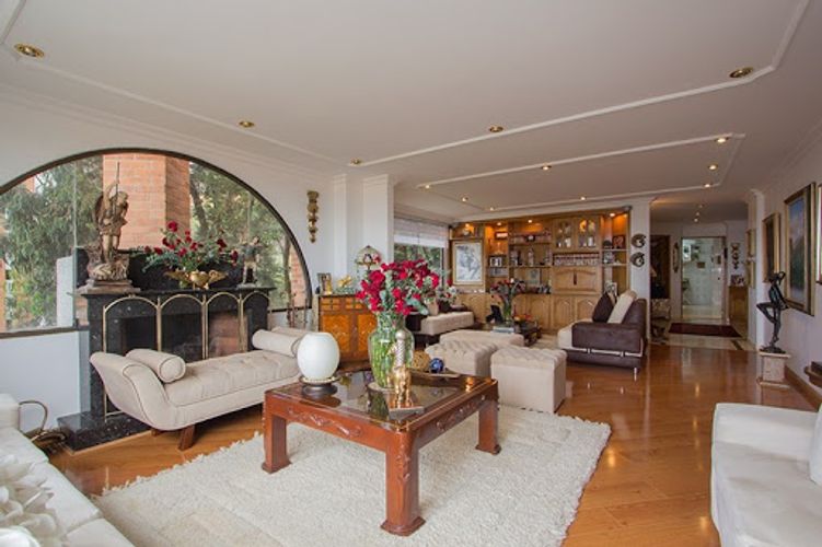 Apartamento en venta en Bosque De Pinos, Bogotá · foto 3 de 18