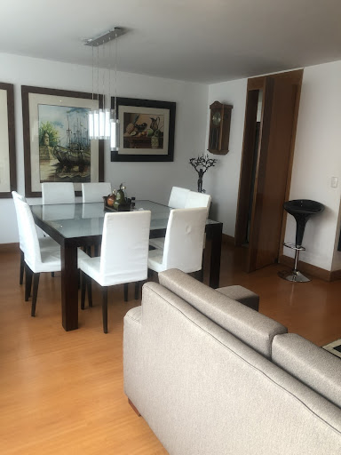 Apartamento en venta en Santa Barbara, Bogotá · foto 8 de 14