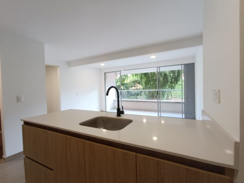 Apartamento en venta en El Chingui, Envigado · foto 2 de 19