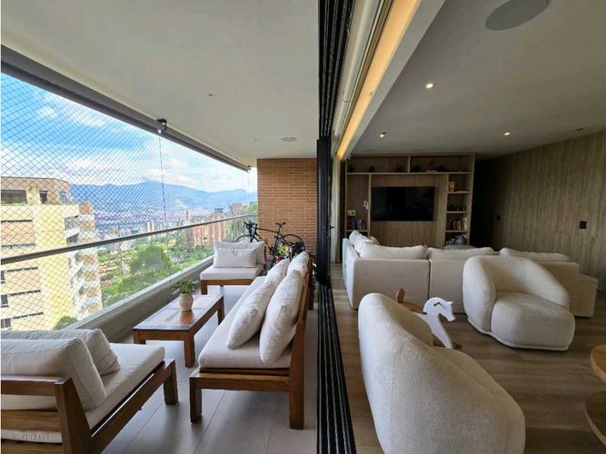 Apartamento en venta en Cola Del Zorro, Medellín · foto 2 de 23