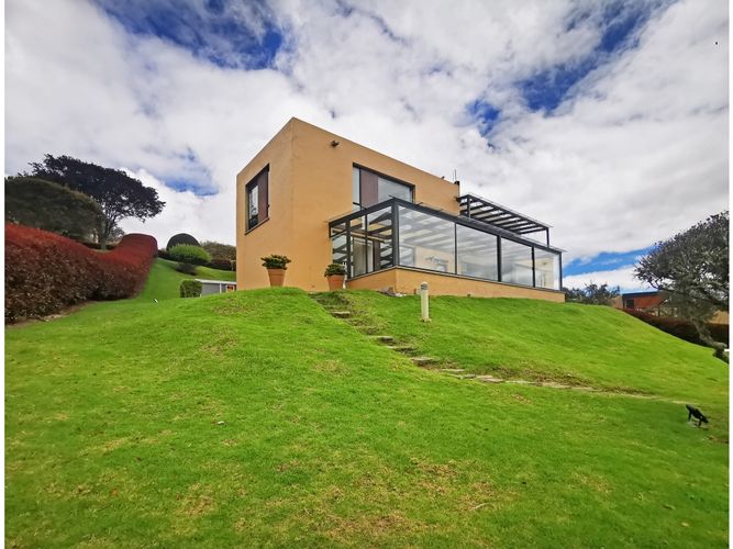 Casa de 3 alcobas en venta en Arboretto, La Calera, 361 m² · foto 3 de 24