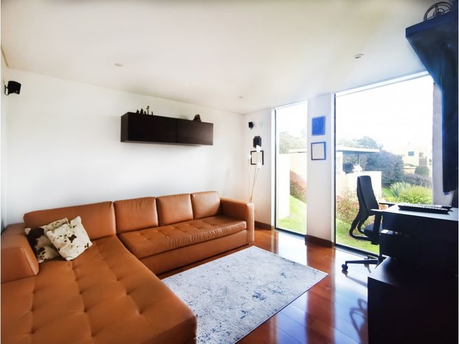 Casa de 3 alcobas en venta en Arboretto, La Calera, 361 m² · foto 10 de 24
