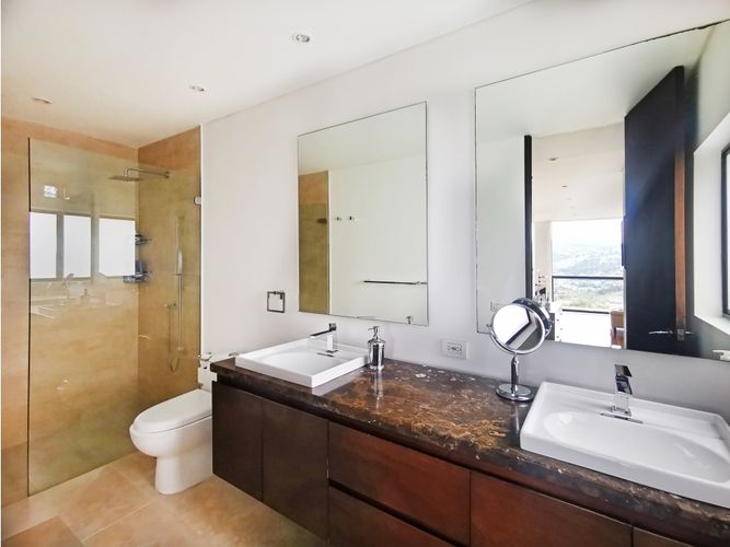 Casa de 3 alcobas en venta en Arboretto, La Calera, 361 m² · foto 17 de 24