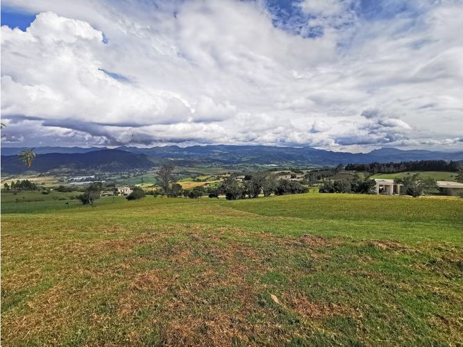 Lote en venta en La Violeta, Sopó, 1829 m² · foto 4 de 14