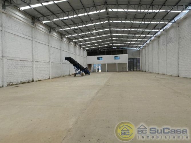 Bodega en arriendo en Mamonal, Cartagena, 1850 m² · foto 3 de 9
