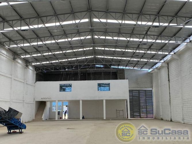 Bodega en arriendo en Mamonal, Cartagena, 1850 m² · foto 4 de 9