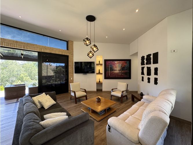 Casa de 3 alcobas en venta en Pantanillo, El Retiro, 417 m² · foto 8 de 24
