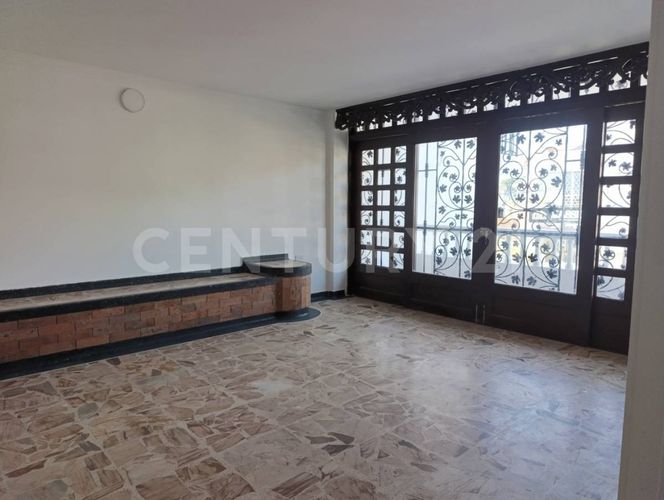 Casa de 5 alcobas en arriendo en Bosque Alto, Villavicencio, 590 m² · foto 2 de 22
