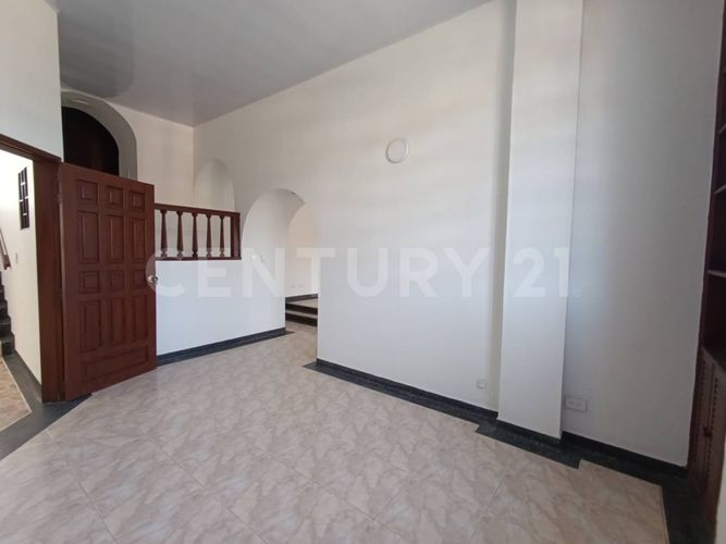 Casa de 5 alcobas en arriendo en Bosque Alto, Villavicencio, 590 m² · foto 9 de 22