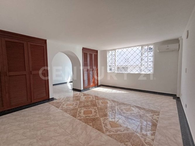 Casa de 5 alcobas en arriendo en Bosque Alto, Villavicencio, 590 m² · foto 13 de 22