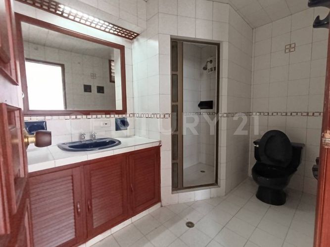 Casa de 5 alcobas en arriendo en Bosque Alto, Villavicencio, 590 m² · foto 17 de 22