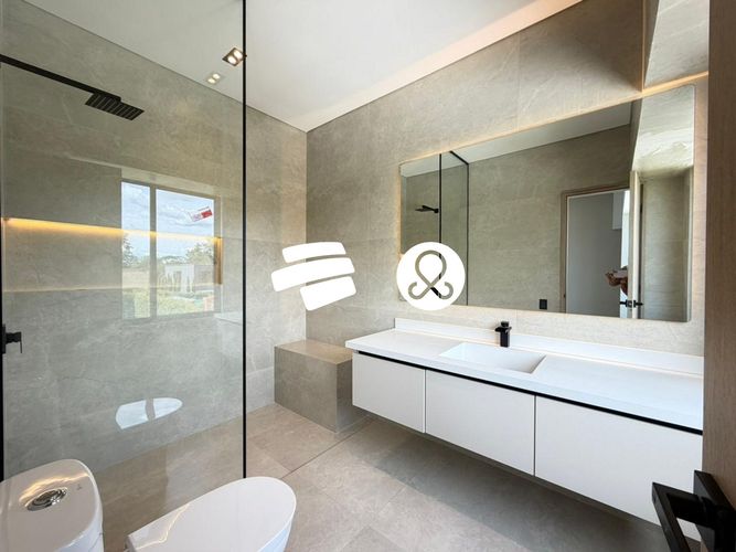 Casa de 3 alcobas en venta en Zona Franca, Rionegro, 185 m² · foto 5 de 15