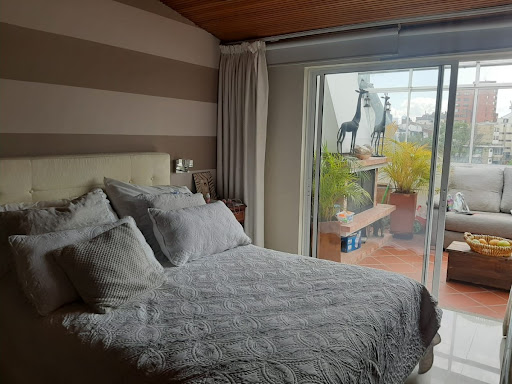 Apartamento en venta en Lourdes, Bogotá · foto 4 de 16