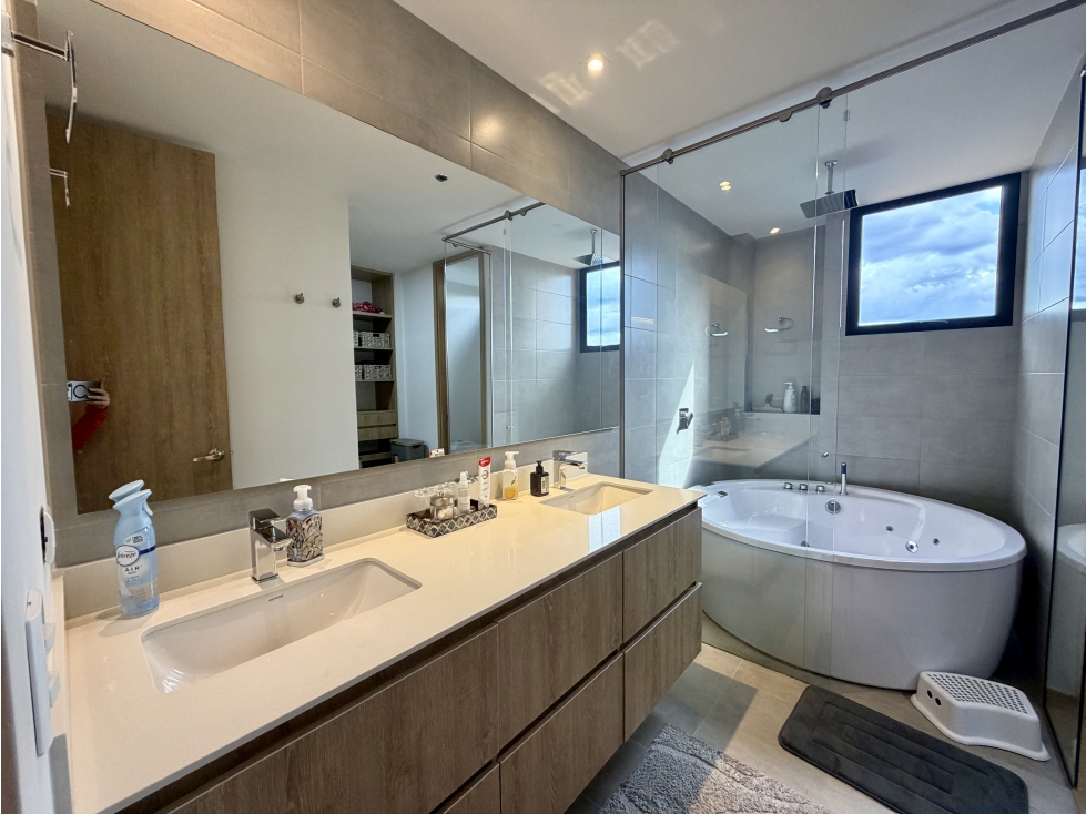Apartamento en arriendo en Cola Del Zorro, Medellín · foto 13 de 14