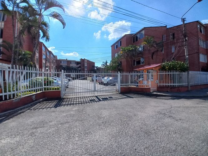 Apartamento de 3 alcobas en venta en Picaleña Y Mirolindo, Ibagué, 62 m² · foto 3 de 24