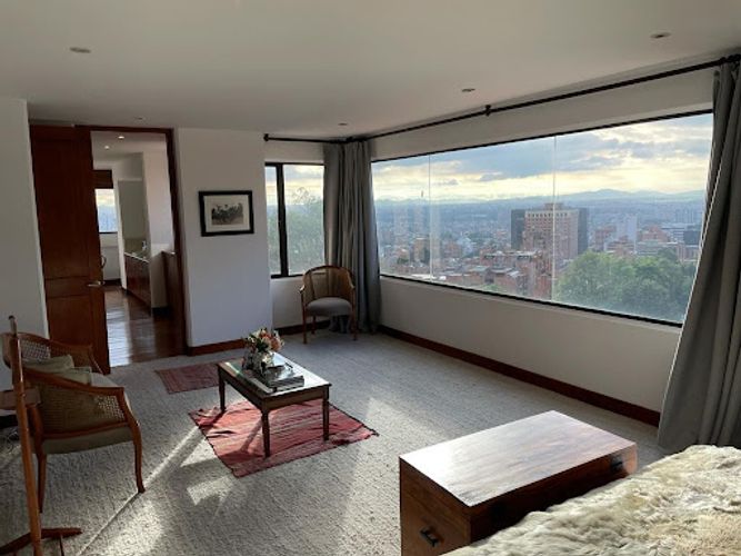 Apartamento de 3 alcobas en venta en Los Rosales, Bogotá, 283 m² · foto 12 de 20