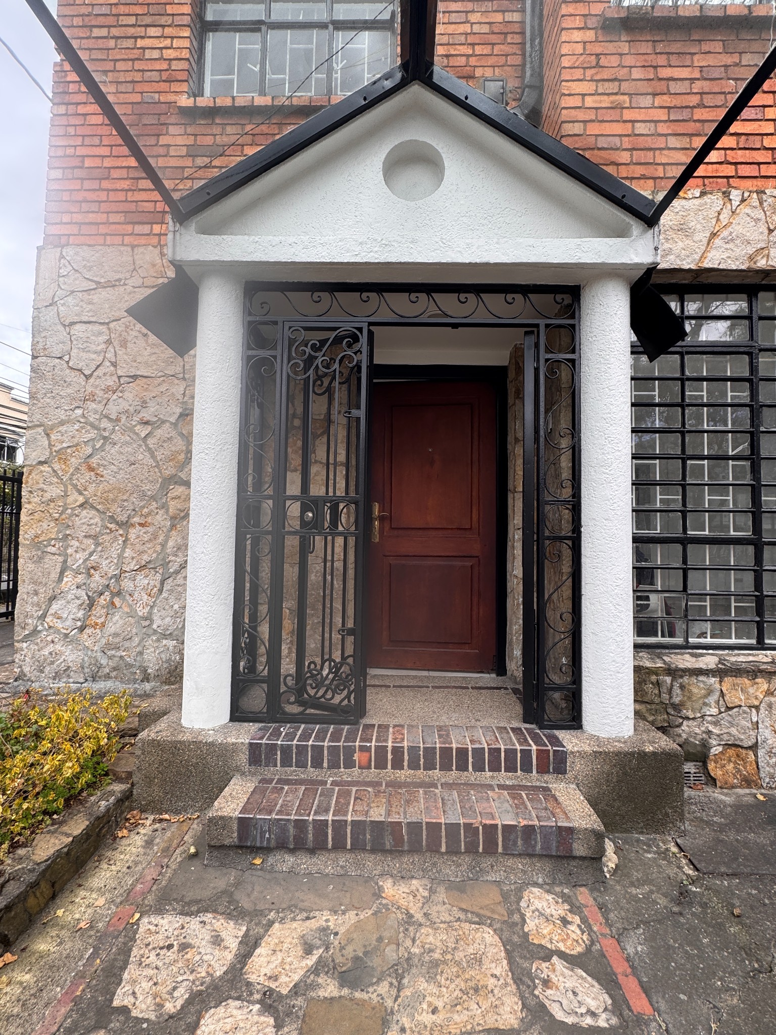 Casa en venta en La Soledad, Bogotá · foto 4 de 24