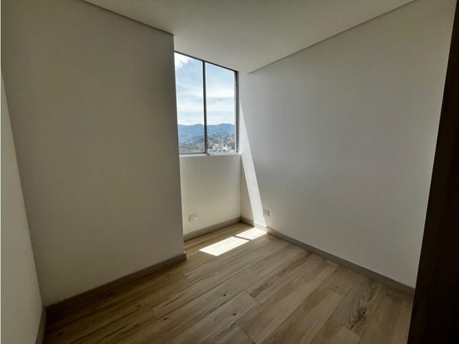 Apartamento de 3 alcobas en arriendo en La Aldea, La Estrella, 75 m² · foto 4 de 9