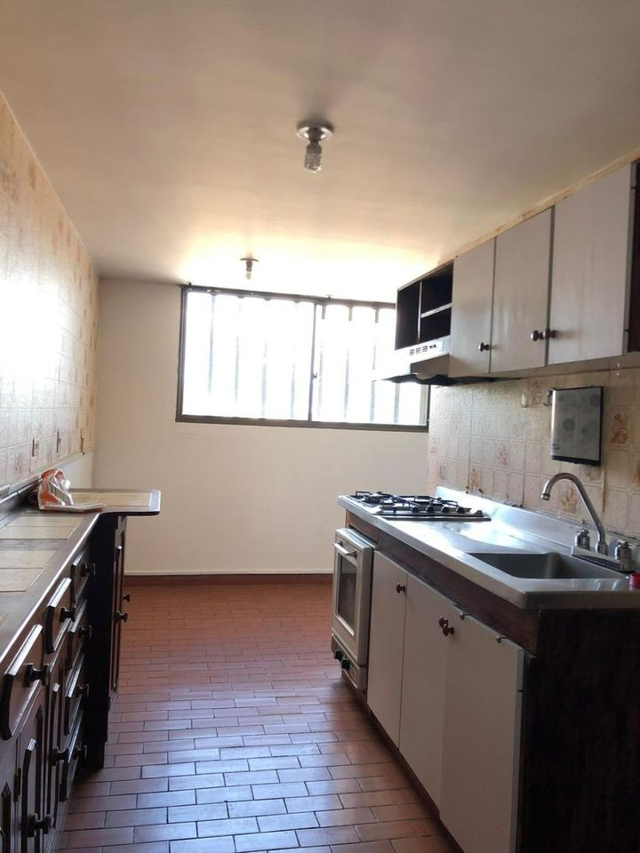 Apartamento en venta en Niza, Bogotá · foto 3 de 13