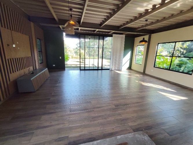 Finca en arriendo en Llano Grande, Rionegro, 250 m² · foto 2 de 24