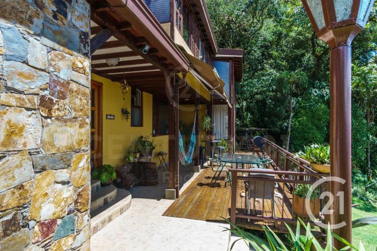 Casa de 5 alcobas en venta en Las Palmas, Medellín, 241 m² · foto 3 de 20