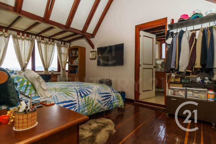 Casa de 5 alcobas en venta en Las Palmas, Medellín, 241 m² · foto 15 de 19