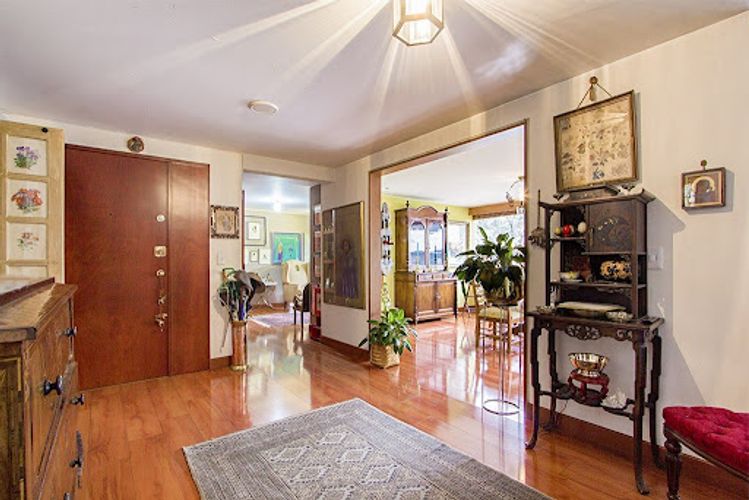 Apartamento de 3 alcobas en venta en Los Rosales, Bogotá, 243 m² · foto 4 de 24