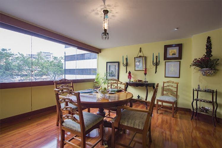 Apartamento de 3 alcobas en venta en Los Rosales, Bogotá, 243 m² · foto 6 de 24