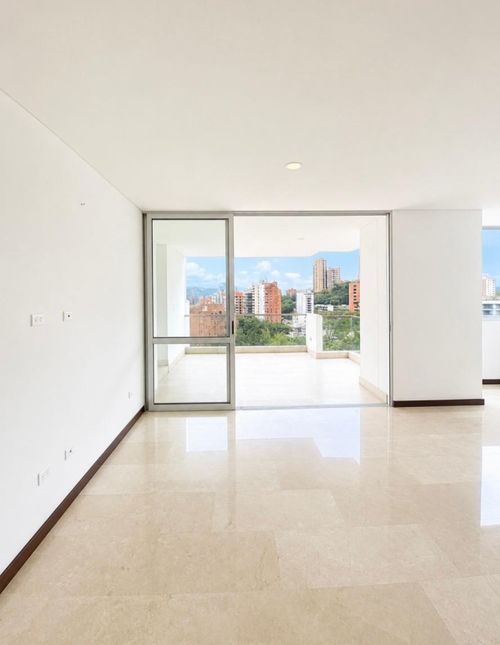 Apartamento de 2 alcobas en venta en Santa Rita, Cali, 224 m² · foto 3 de 21