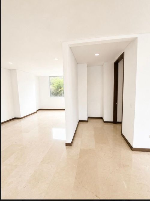 Apartamento de 2 alcobas en venta en Santa Rita, Cali, 224 m² · foto 8 de 21