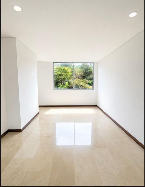 Apartamento de 2 alcobas en venta en Santa Rita, Cali, 224 m² · foto 9 de 21