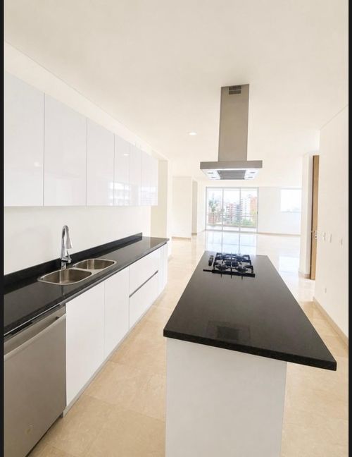 Apartamento de 2 alcobas en venta en Santa Rita, Cali, 224 m² · foto 5 de 21