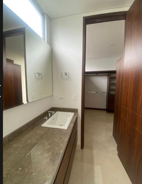 Apartamento de 2 alcobas en venta en Santa Rita, Cali, 224 m² · foto 12 de 21