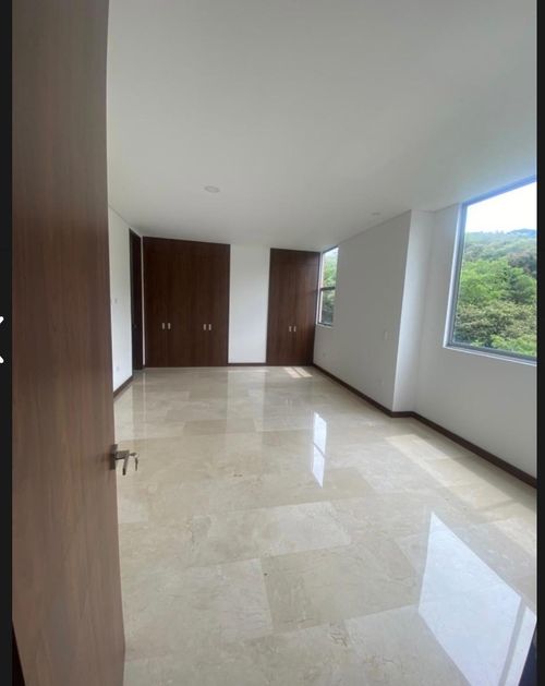 Apartamento de 2 alcobas en venta en Santa Rita, Cali, 224 m² · foto 18 de 21