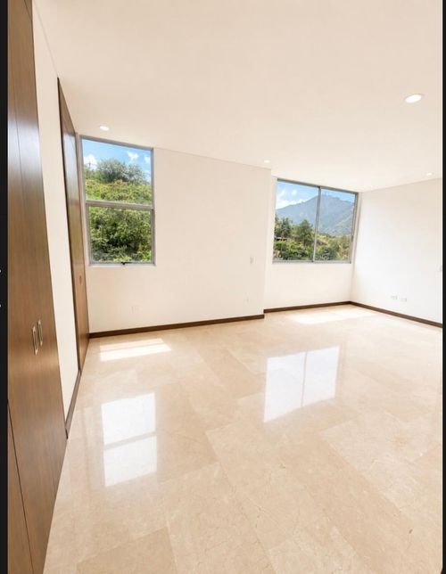 Apartamento de 2 alcobas en venta en Santa Rita, Cali, 224 m² · foto 17 de 21