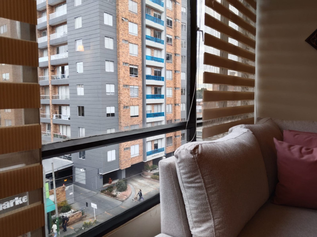 Apartamento en venta en Cedritos, Bogotá · foto 11 de 18