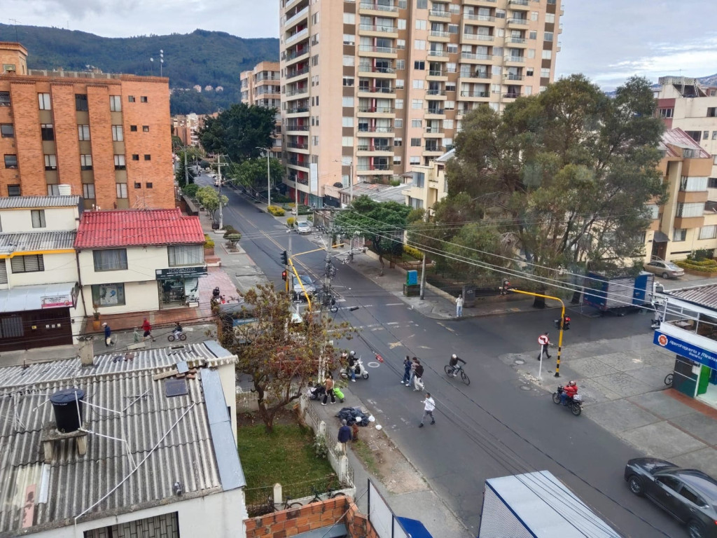 Apartamento en venta en Cedritos, Bogotá · foto 12 de 18
