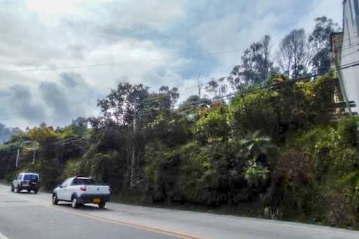 Lote en venta en Paso Real, La Calera, 4005 m² · foto 6 de 6