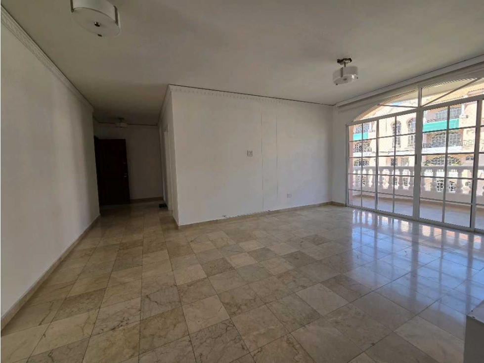 Apartamento en arriendo en Altos De Riomar, Barranquilla · foto 2 de 16