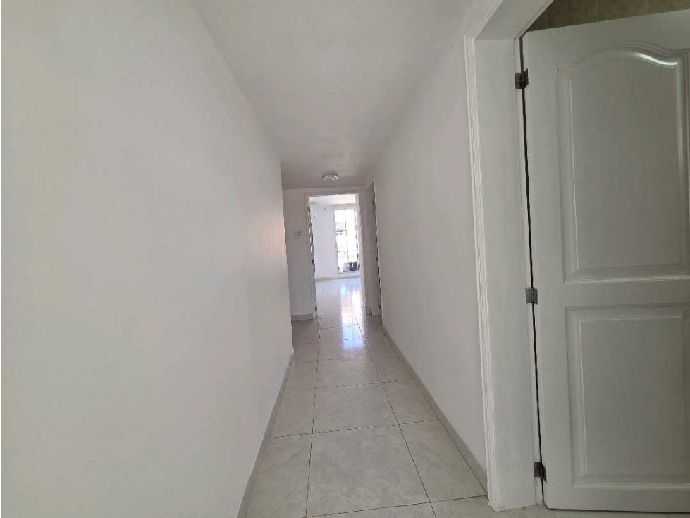 Apartamento en arriendo en Altos De Riomar, Barranquilla · foto 4 de 16