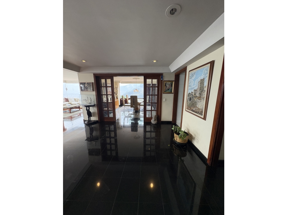 Apartamento en venta en Chicó Alto, Bogotá · foto 3 de 20