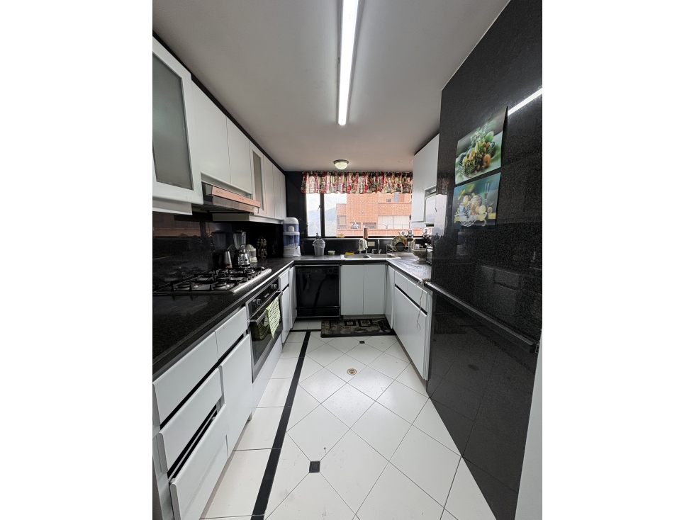 Apartamento en venta en Chicó Alto, Bogotá · foto 6 de 20