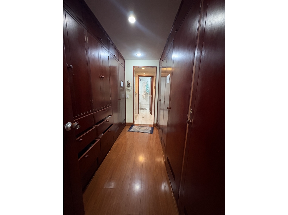 Apartamento en venta en Chicó Alto, Bogotá · foto 17 de 20