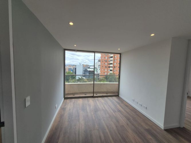 Apartamento en venta en Santa Barbara, Bogotá · foto 7 de 24