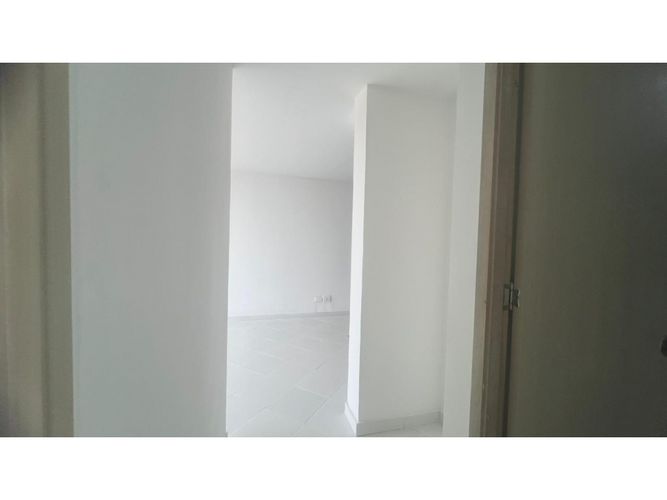 Apartamento de 3 alcobas en venta en Cuatro Esquinas, Rionegro, 54 m² · foto 12 de 17